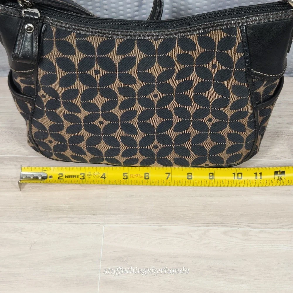 Fossil black textile